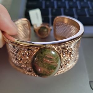 Bracelet and ring size 7 set